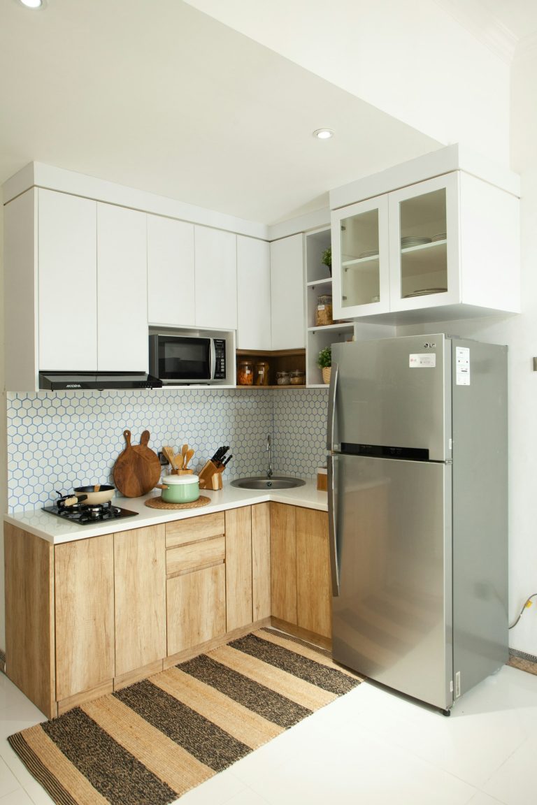 Electrolux E32AR85PQS Refrigerator — specifications and repair
